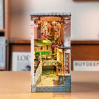 Rolife Sakura Densya TGB01 – DIY Book Nook mit LED